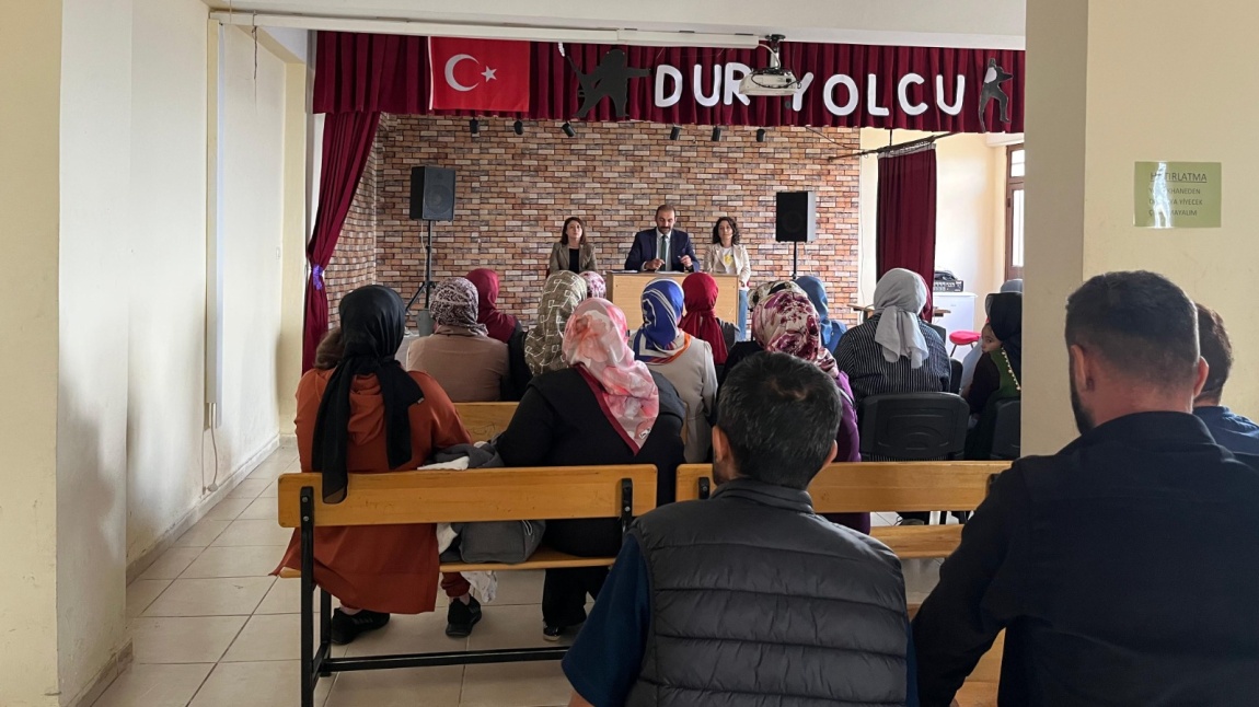 Okulumuzda 2025-2026 Eğitim Öğretim Yılı Sene Başı Veli Toplantısı Yapıldı.